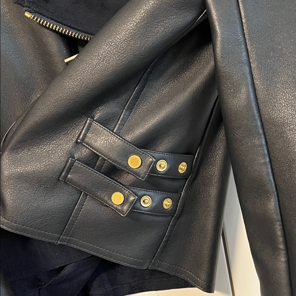 NWOT MICHAEL KORS Navy Faux Leather Moto Jacket Gold Button, Size M - Picture 5 of 11